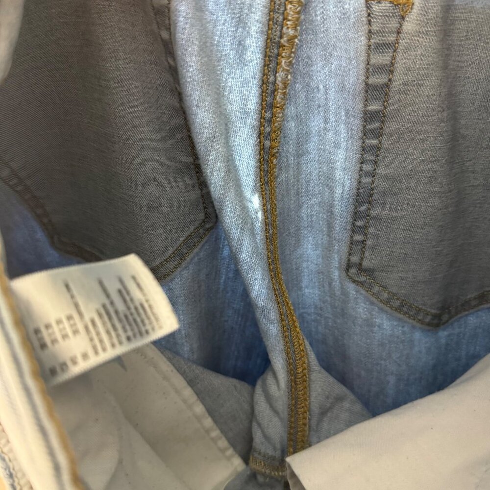 American Eagle Flex Light Wash Mens Jeans 30x30 Straight Fit Distressed Denim - Picture 2 of 9